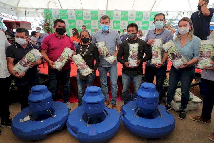 Governador inaugura Feira de Produtos Regionais da ADS em São Gabriel da Cachoeira