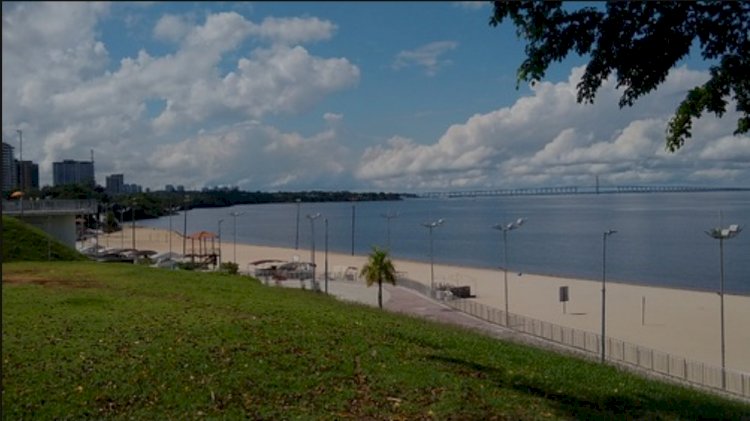 Prefeitura libera acesso à praia da Ponta Negra nos dias úteis até 17h