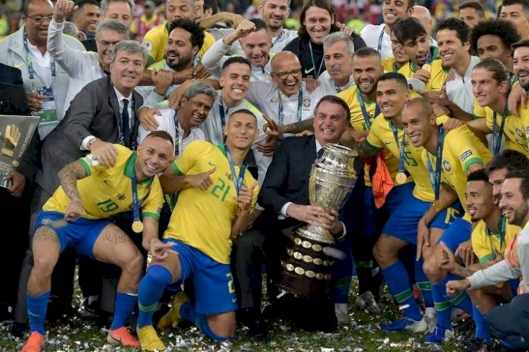 Bolsonaro anuncia estados-sede e diz que Brasil receberá a Copa América deste ano