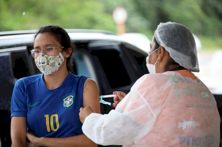 Mutirão ‘Vacina Amazonas’ encerra com mais de 3,1 mil pessoas vacinadas em Rio Preto da Eva Meta inicial de vacinação no município para este sábado foi superada