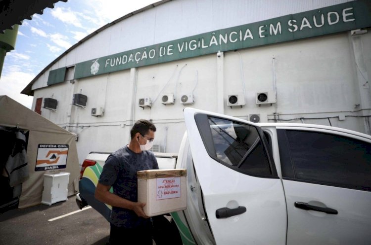 FVS-RCP inicia distribuição de doses para vacinação de adolescentes contra Covid-19 no interior do Amazonas