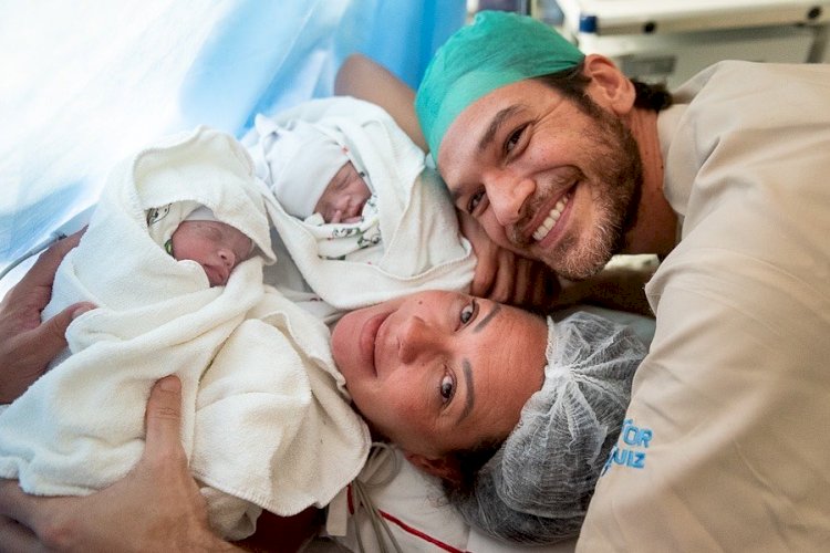 Fabiula Nascimento dá à luz filhos gêmeos com Emilio Dantas.