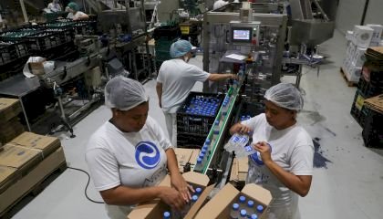 Produção industrial do Brasil avança 2,9% em dezembro e fecha 2021 com alta de 3,9%