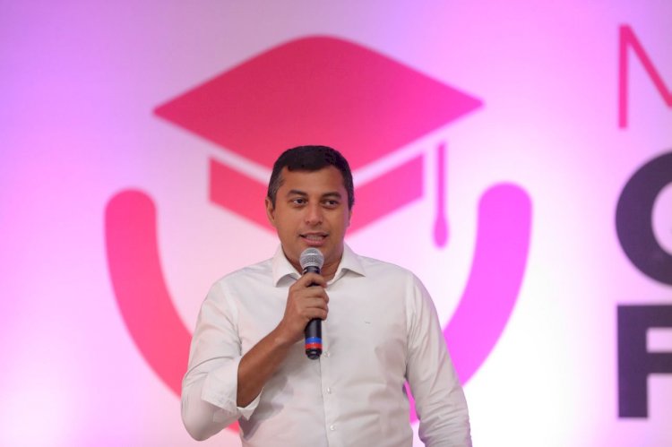 Wilson Lima anuncia promoções para 2 mil profissionais da educação da rede estadual com pós-graduação