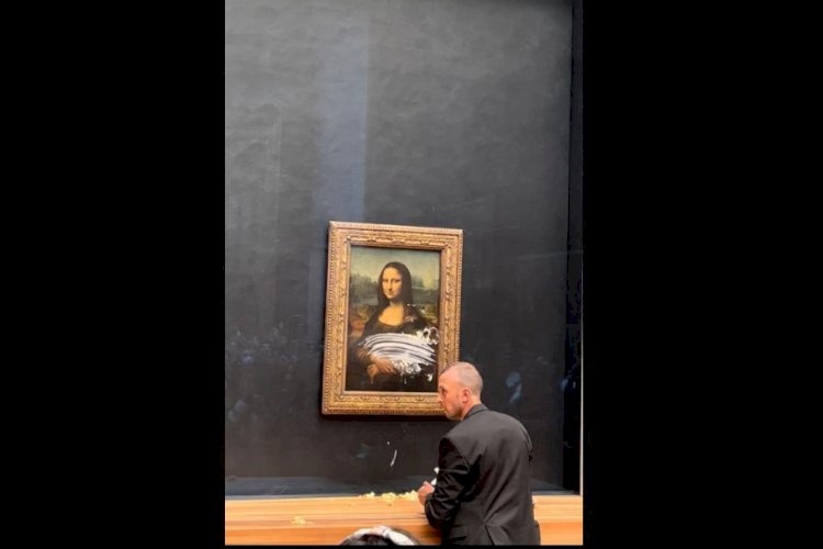 Quadro da Monalisa é atacado com torta no Louvre; relembre