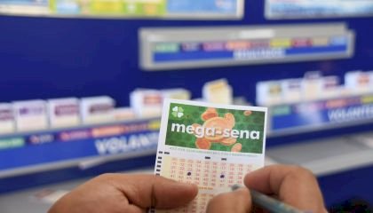 Mega-Sena acumula de novo e prêmio pode chegar a R$ 60 milhões na quarta (4)