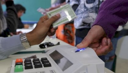 Eleitores podem solicitar voto em trânsito a partir desta segunda