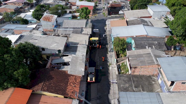 Programa ‘Asfalta Manaus’ chega pela primeira vez no bairro Armando Mendes