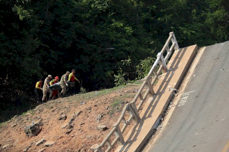 Corpo é encontrado e sobe para 4 o número de mortos em acidente de ponte no AM