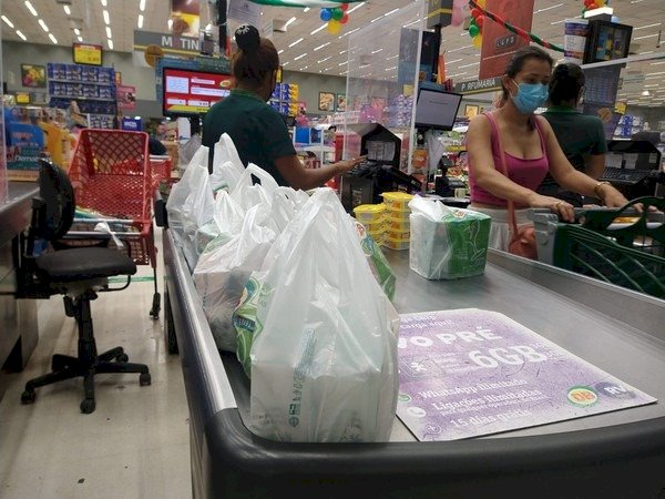 Manaus proíbe sacolas plásticas em comércios a partir desta quinta-feira (20)