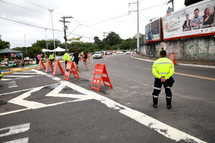 Agentes e fiscais da Prefeitura de Manaus irão atuar para melhoria do trânsito e transporte nas imediações de cemitérios no Dia de Finados