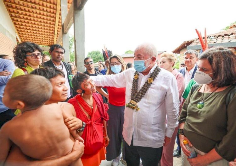 Morre yanomami que teve foto divulgada com desnutrição grave