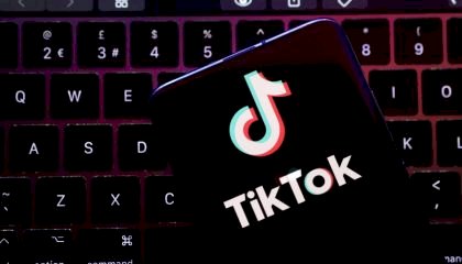 TikTok teria botão secreto para “bombar” vídeos na plataforma, diz revista