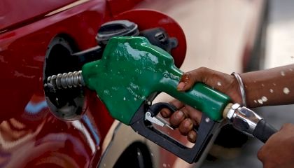 Gasolina sobe 3% nos postos do Brasil; etanol também avança, aponta ANP