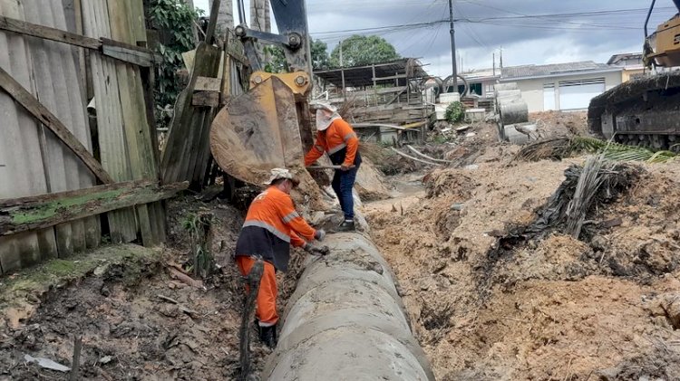 Prefeitura realiza serviços de drenagens em diversos bairros