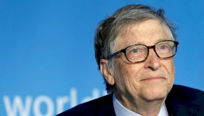 Bill Gates diz que agente de IA de ponta substituirá sites de compra e busca