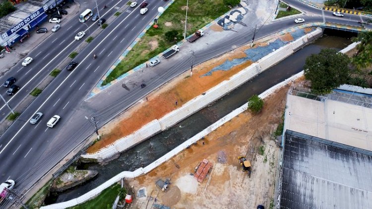 Prefeitura de Manaus atua em fase final de obras na avenida Torquato Tapajós