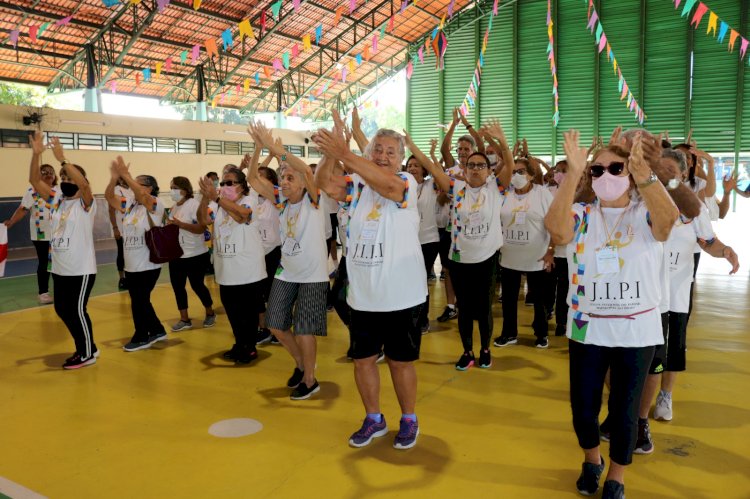 Prefeitura promove 10ª edição dos Jogos Internos do Parque do Idoso