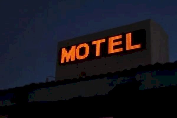 Socos, tapas e stealthing: o que aconteceu entre prostituta e assessor de deputado em motel