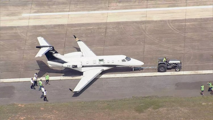 Avião para no fim da pista após pneu estourar no Aeroporto da Pampulha