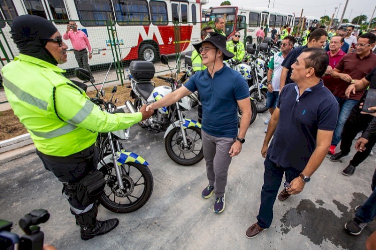 Prefeitura de Manaus atinge a marca de 300 ônibus novos