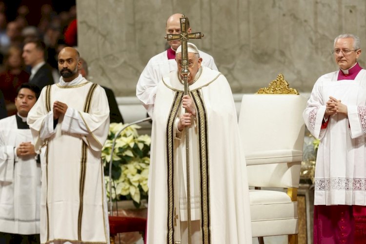 Papa Francisco lembra de conflito em Gaza em missa de celebração do Natal: 'Nosso coração está em Belém'