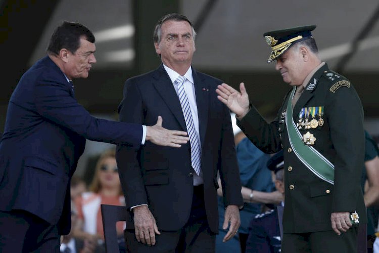 PF mira Bolsonaro, Braga Netto, Valdemar, Paulo Sérgio Nogueira e Anderson Torres em operação sobre tentativa de golpe em 2022