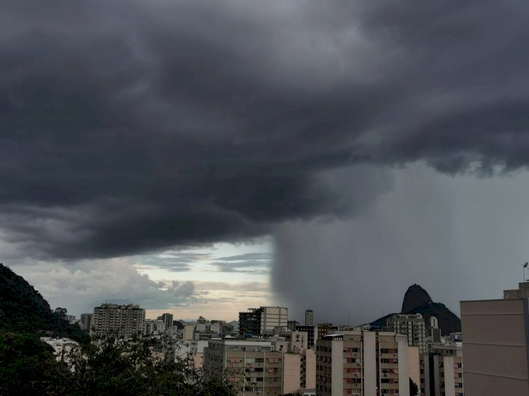 RJ tem aviso de grande perigo por previsão de 'chuva extrema' a partir de sexta-feira