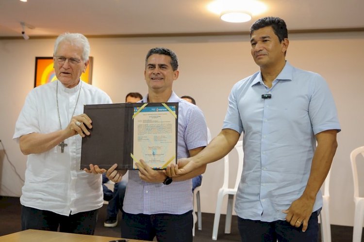 Prefeitura de Manaus recebe terrenos no bairro de São Raimundo para a regularização de moradias