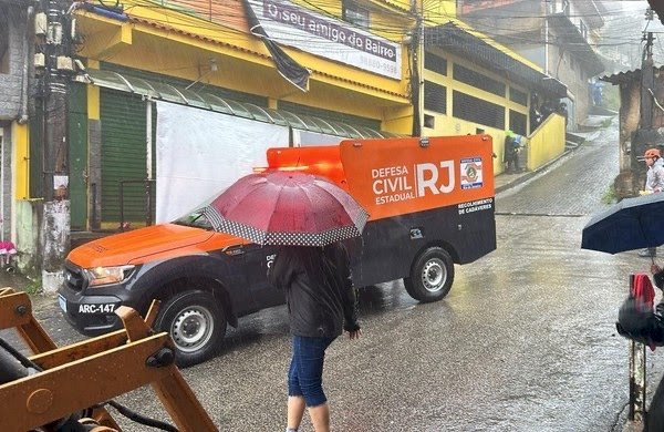 RJ registra 7 mortes causadas pela chuva