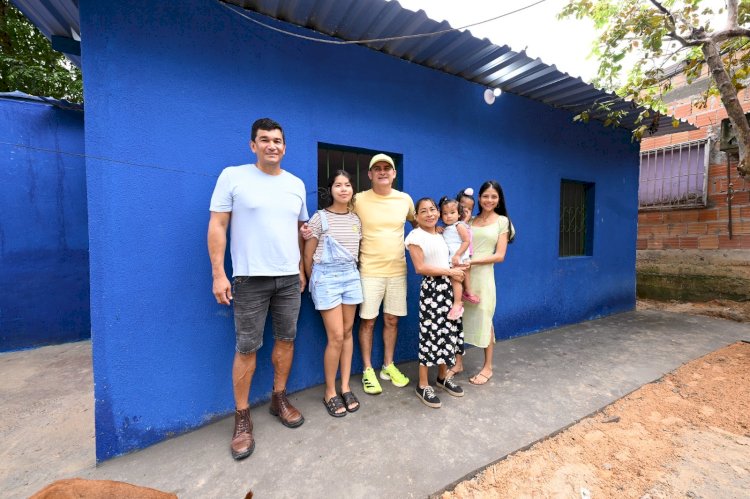 Prefeitura entrega mais 11 moradias reformadas pelo programa de melhoria habitacional ‘Casa Manauara’