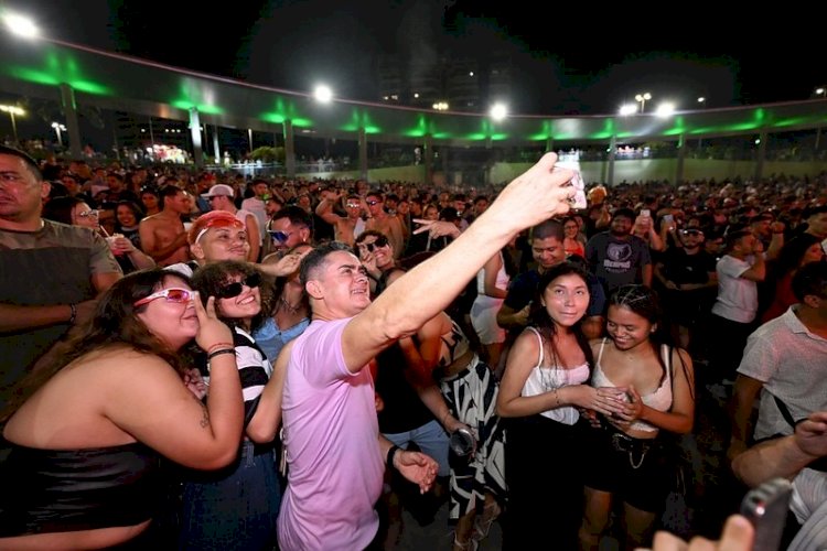 Festa do Trabalhador agita a Ponta Negra e reúne mais de 10 mil pessoas