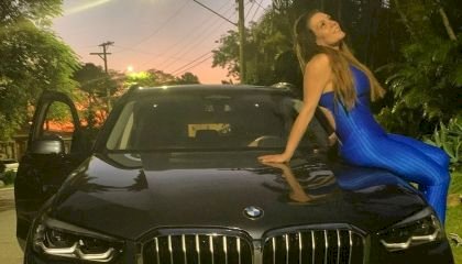 Simony ganha carro de luxo de “anônimo”: “Se não se manifestar, vou devolver”