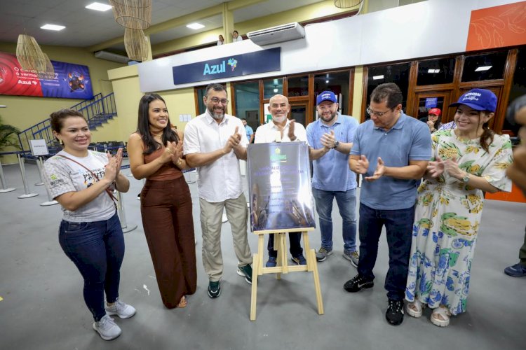 Em Parintins, Wilson Lima entrega aeroporto Júlio Belém revitalizado e 150 triciclos reformado
