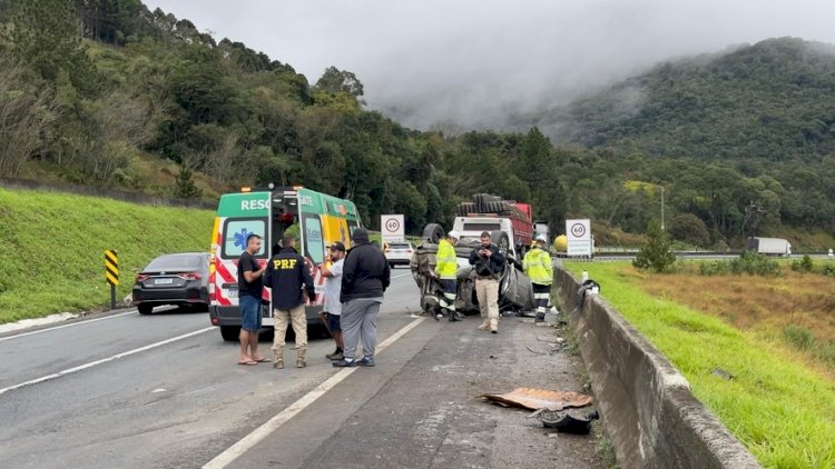 Ex-jogador Dunga fica ferido em acidente de carro no Paraná; veja estado do veículo