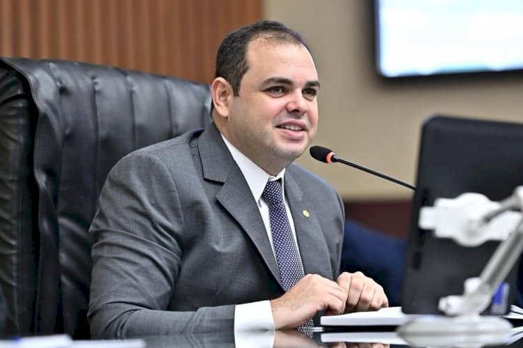 Deputado Roberto Cidade teve 24 propostas transformadas em Leis, somente no primeiro semestre deste ano