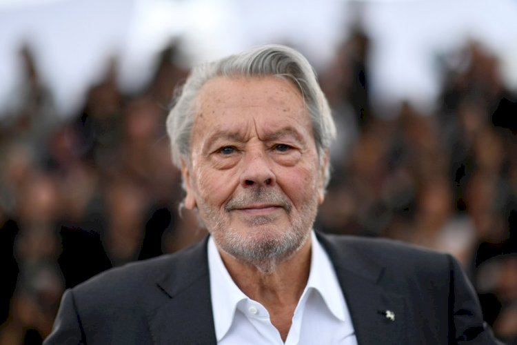 Alain Delon, lenda do cinema francês, morre aos 88 anos