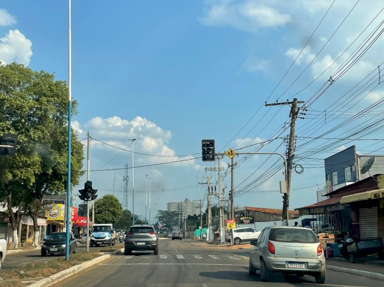 Apagão deixa Acre e Rondônia sem energia elétrica; MT tem uma cidade afetada