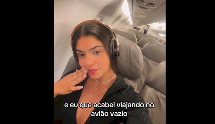 Vídeo: jovem viraliza após relatar viagem sem nenhum outro passageiro em avião; entenda