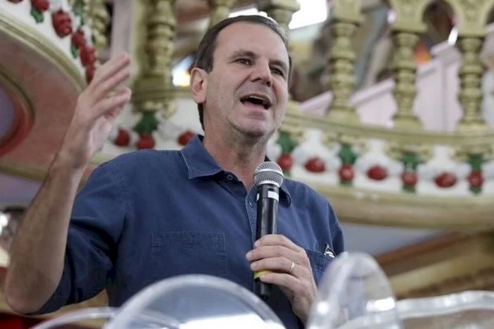 Eleições: Eduardo Paes é reeleito prefeito do Rio em primeiro turno