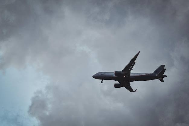 Dois voos com destino a Manaus são desviados para Boa Vista devido a condições meteorológicas