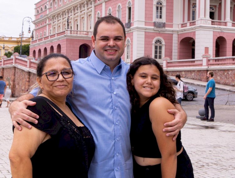 No aniversário de 355 anos de Manaus, Roberto Cidade renova seu compromisso por melhorias para a capital da Amazônia