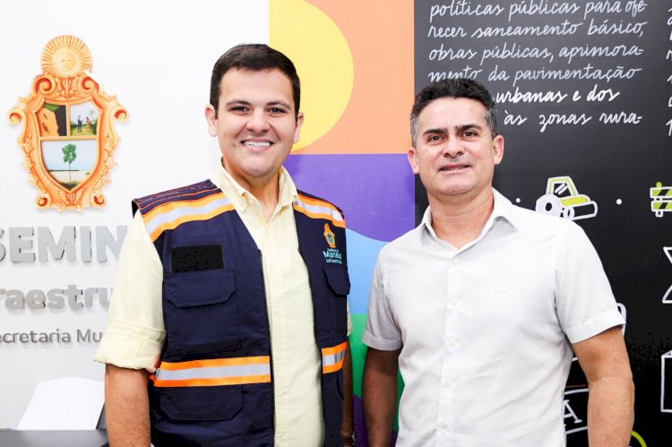 Prefeito David Almeida reconduz Renato Junior para o comando da Seminf