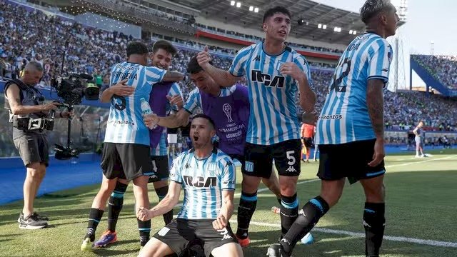 Racing vence Cruzeiro e conquista a Copa Sul-Americana