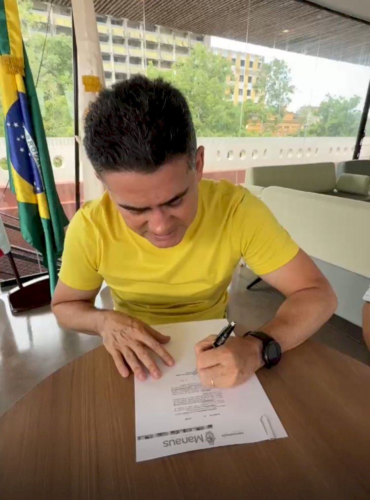 Prefeito David Almeida assina homologação do concurso da Guarda Municipal de Manaus