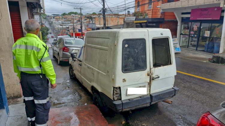 Prefeitura intensifica operações de remoção de sucatas para melhorar mobilidade e saúde pública em Manaus