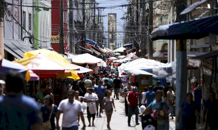 Veja os horários de funcionamento do comércio em Manaus para a semana do Natal e Ano Novo