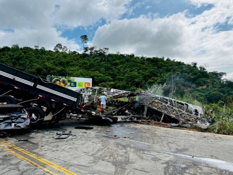 Sobe para 41 número de mortos em acidente na BR-116 em MG