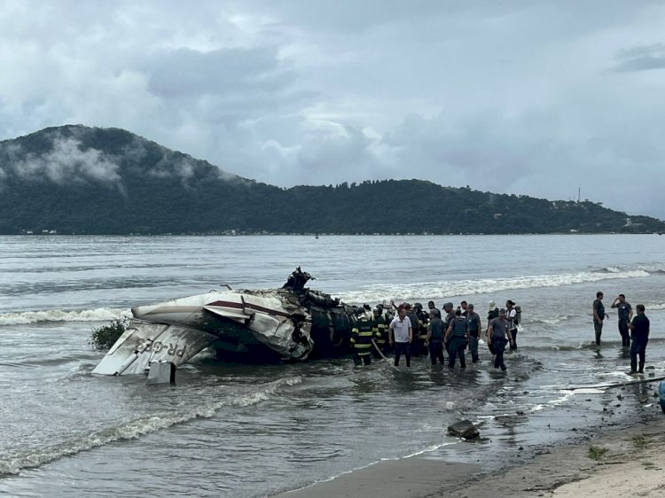 Avião Cessna 525 CitationJet 1+ de pequeno porte sofre acidente, em Ubatuba, no Litoral Norte de SP