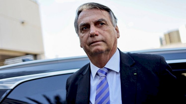 PGR se manifesta contra devolução de passaporte de Bolsonaro para viagem aos EUA